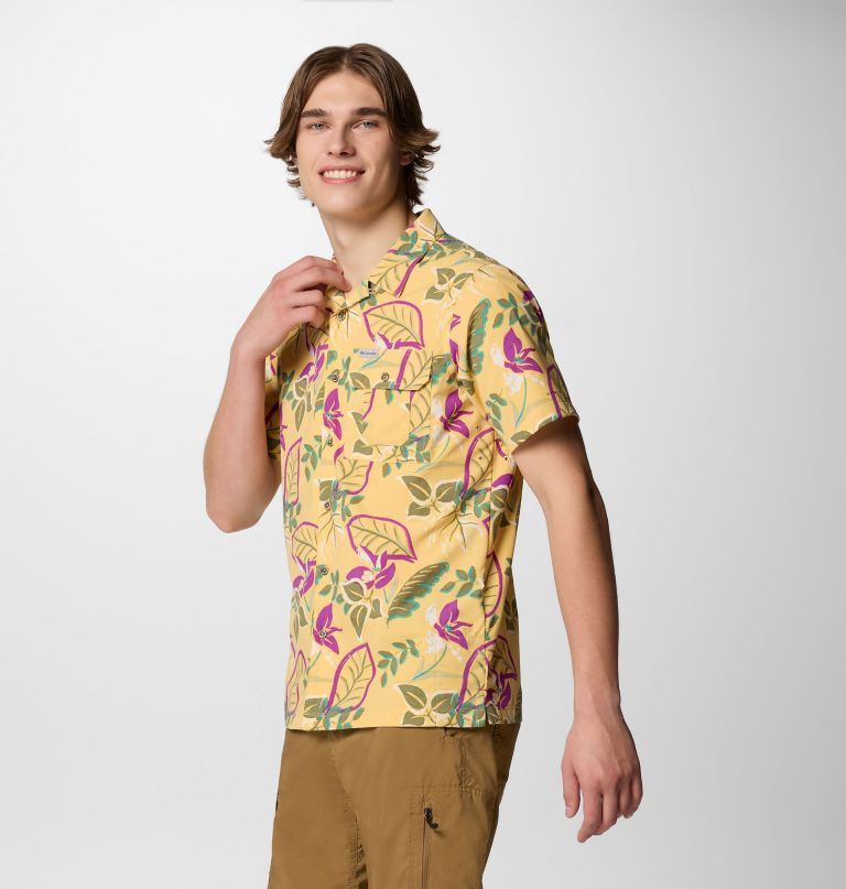 herren tech trail utility kurzarmhemd mit print