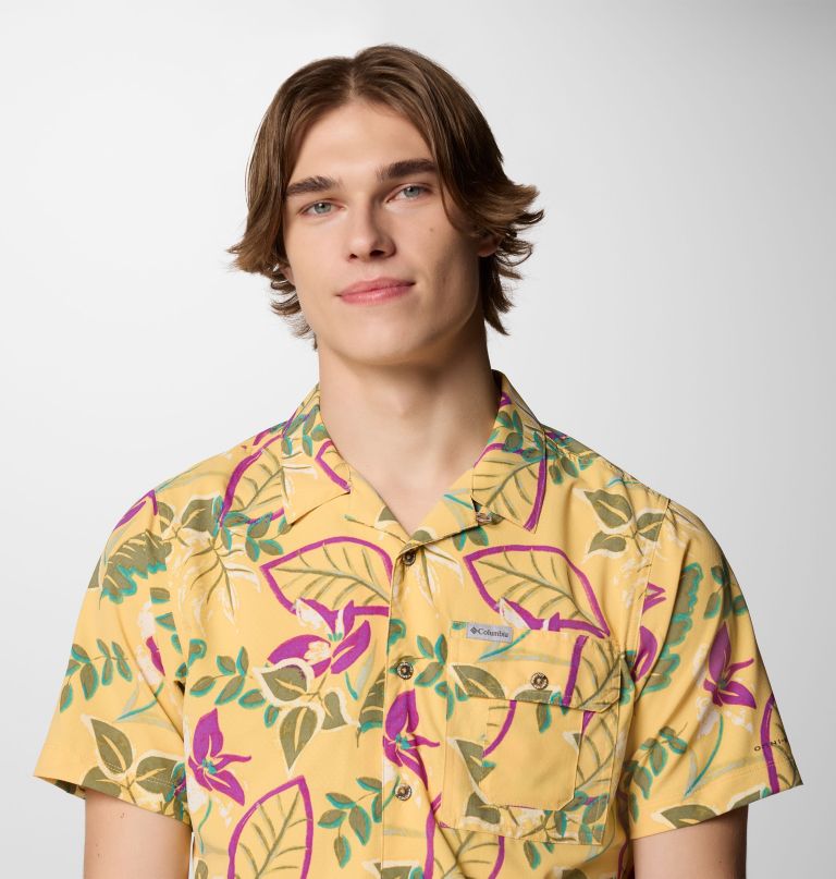 herren tech trail utility kurzarmhemd mit print