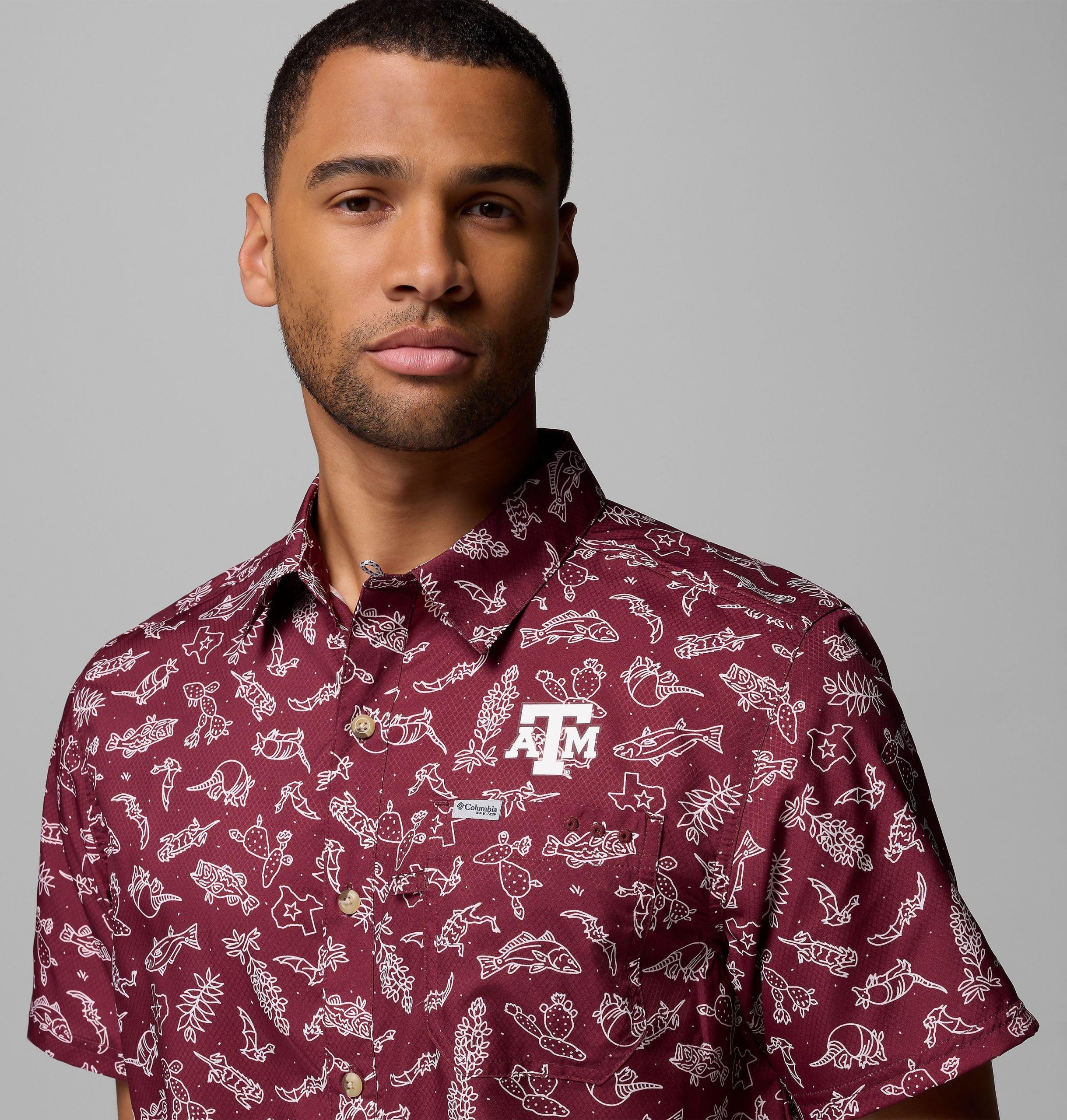 pfg super slack tide herren-college-shirt für texas am