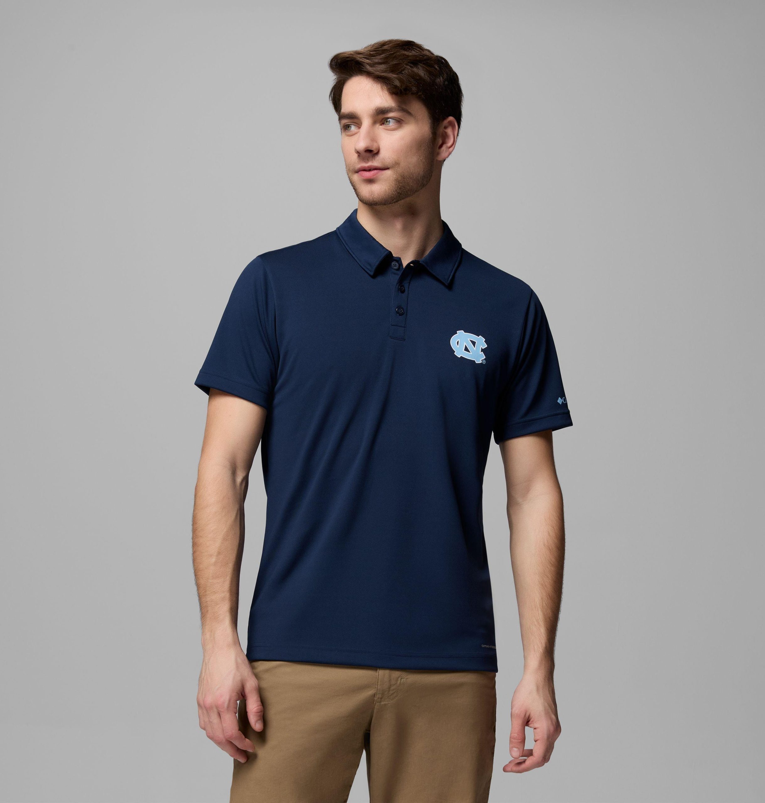 fair-catch-polo für herren im college-bereich – north carolina