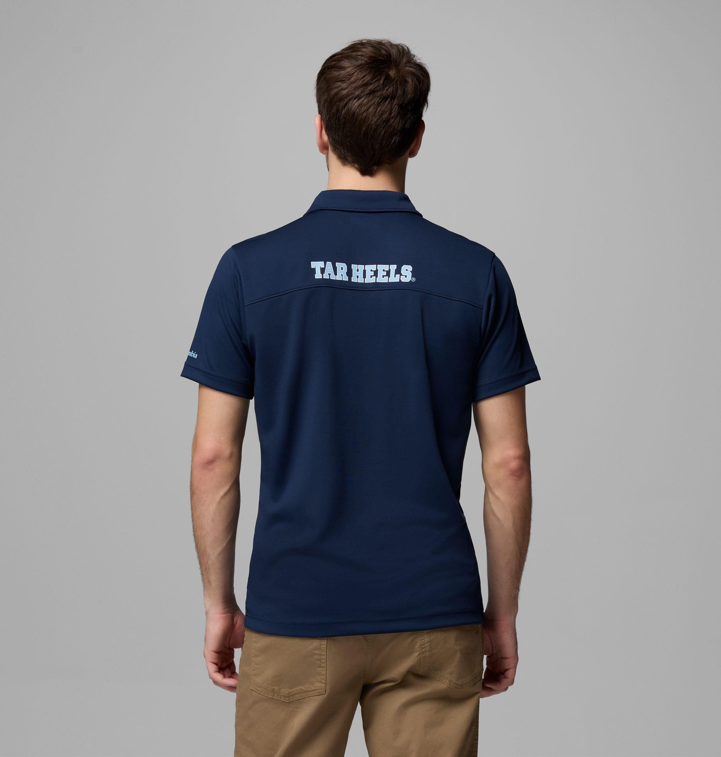 fair-catch-polo für herren im college-bereich – north carolina