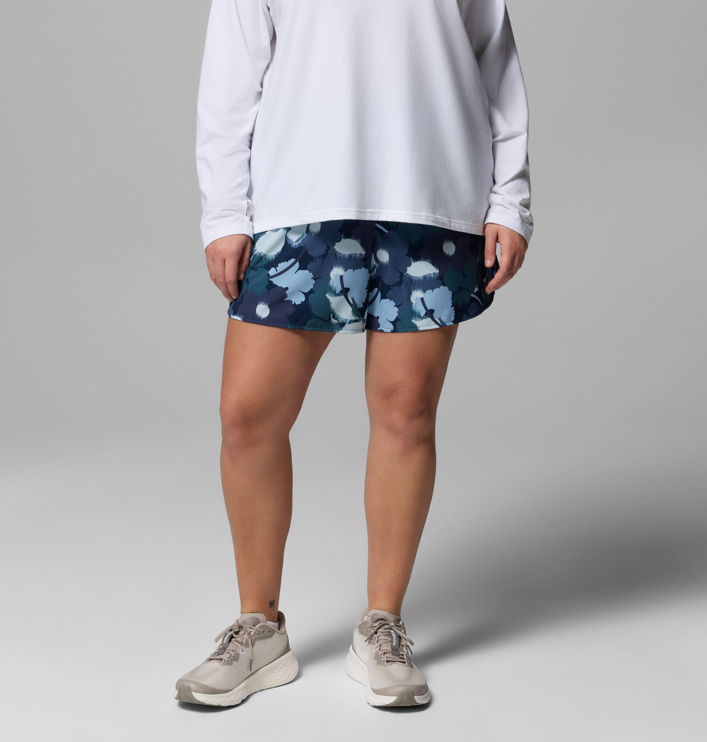 damen-shorts mit vital valley print – Übergröße