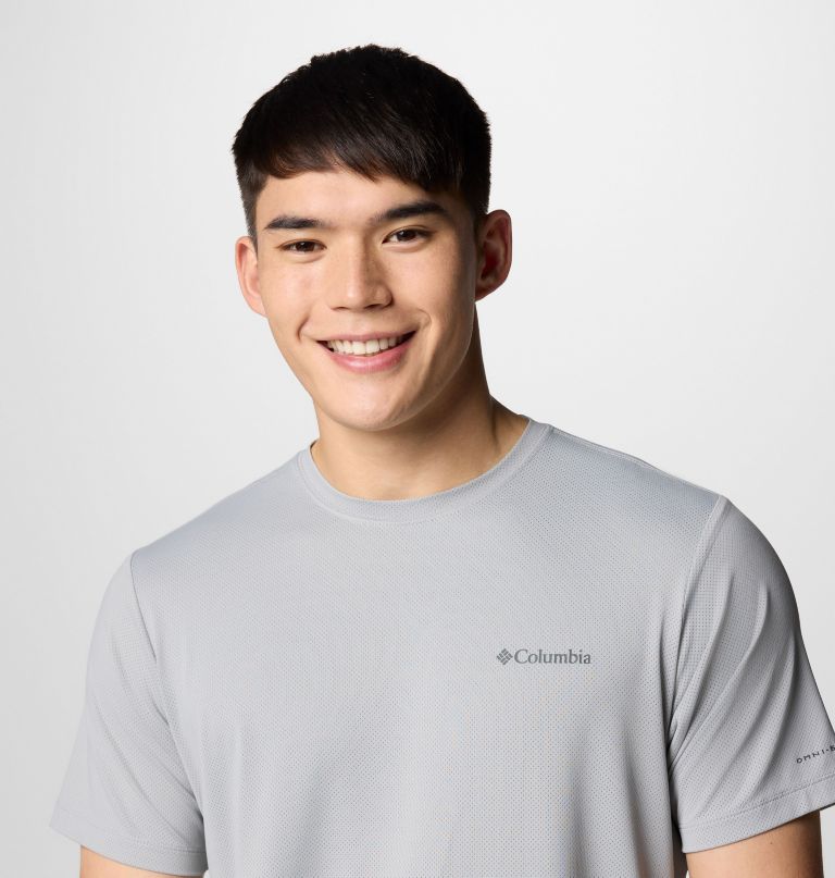 herren tech trail utility kurzarm-t-shirt mit rundhalsausschnitt – lang