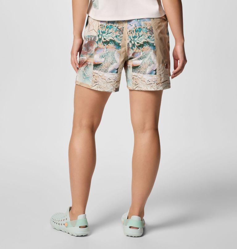 cove beach bedruckte shorts