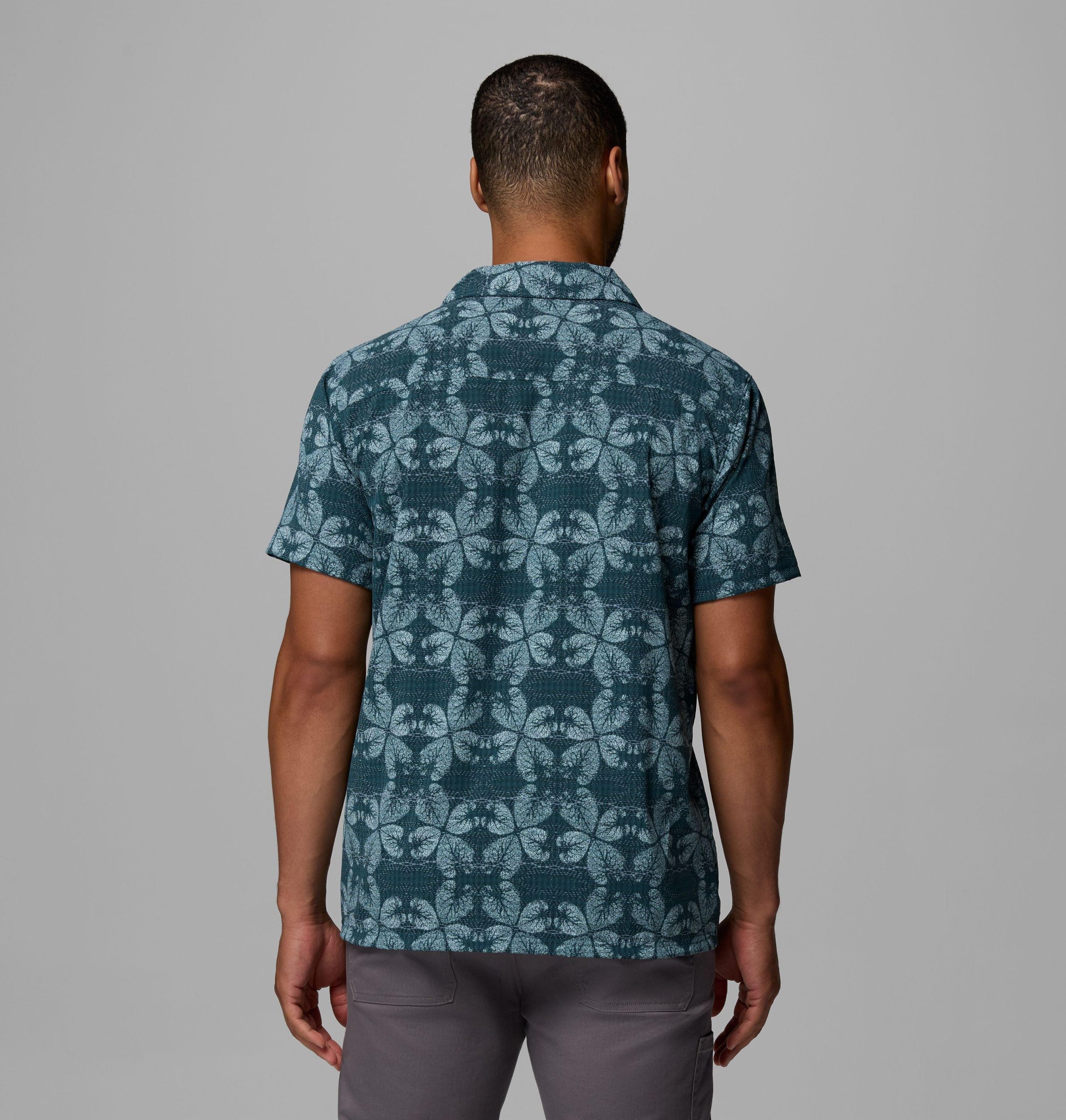 herren-camphemd mit utilizer-print