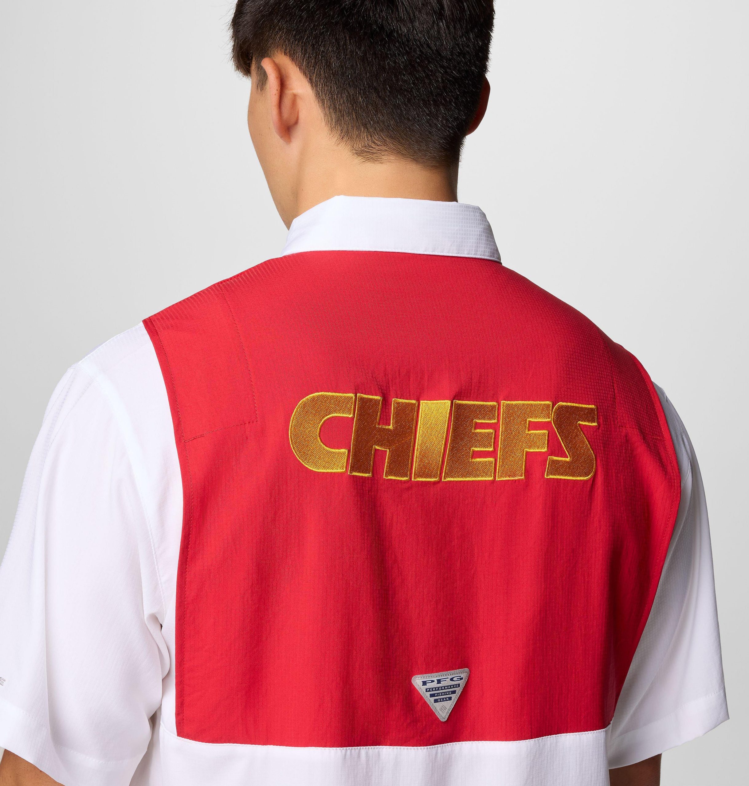 pfg tamiami herren-kurzarmshirt mit farbblock-design – kansas city chiefs